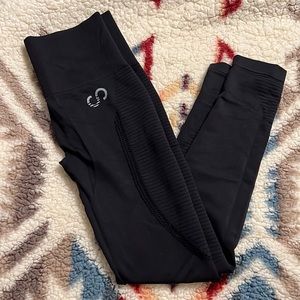 Curves and Combatboots leggings